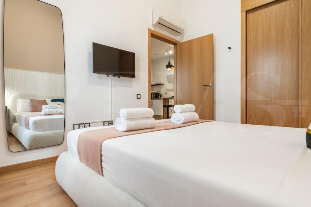 Apartament Comfortable In The Center By Rems